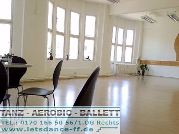 Hell und freundlich unser Tanz- &  Fitness - Studio!